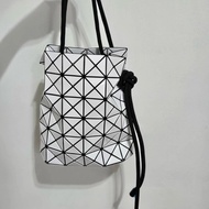 Issey Miyake 三宅一生 BaoBao 水桶包 亮白色 全新品