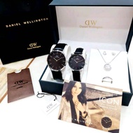 Jam tangan Couple fashion WD Strap kulit Model Clasic