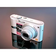 Vintage Panasonic FX10 digital camera (6.0)