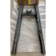 YAMAHA LC135 V2 5 SPEED SWING ARM