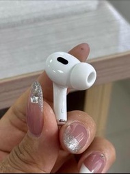 原裝正版apple   airpods  pro 2  左耳一隻，or  pro 2 右耳一隻  ，type-c #耳機#單耳補配