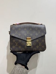 Louis Vuitton Monogram lv經典老花lv郵差包