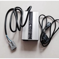 Qqe180-5ch49 Forklift Power Box 12VDC 15A