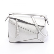 [มือสอง] กระเป๋า LOEWE Puzzle Bag Mini 2WAY Handbag A510P88X431160 สีเงิน หนัง Puzzle Edge Bag Mini 