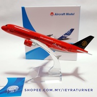 Air Asia Manchester United A320 Aircraft Model 16cm Die-cast Metal Airplane