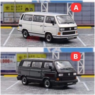 Master 1/64 Type 2 T3 VAN Carrera Bus B32 BLACK/SILVER