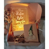 Kado lampu LED akrilik custom foto hampers box / kado wisuda / kado ulang tahun akrilik A6