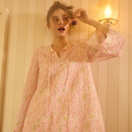 lookbooklookbook fly me to the moon love bouquet