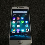 HP VIVO V5. RAM 4 INTERNAL 32