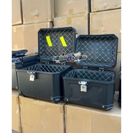 Top Box 35L 45Liter Universal Box Aluminium box design and stlye ABS Box With BackRest Box 35Liter 4
