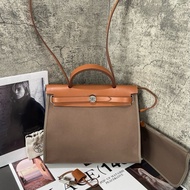 HERMES 愛馬仕 herbag zip 31 C刻烏木色 大象灰