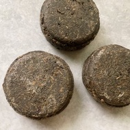 松焦油何首烏洗髮餅/脂漏性皮膚/添加摩洛哥堅果油/問題頭皮