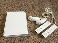 {挑戰全國最便宜}任天堂 二手良品 Wii 日本國內專用機+左右把手各1+基本線材