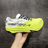 Altra Mont Blanc 越野跑鞋