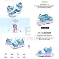 🇰🇷 Korea Disney Frozen2 Elsa Blue Colour LEDs child Slippers kids sandals Women footwear Slipper 韓國 迪士尼 魔雪奇緣 Frozen 2 艾莎 LED 閃亮 發光 女裝 童裝 小朋友 涼鞋 拖鞋 沙灘涼鞋 sandal footwears 最新產品 正貨 韓國空運到港 SIZE 尺碼： 160/170/180/190/200/210