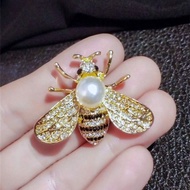 Bee Exclusive Premium Brooch/Bee Brooch/Hijab Bee Brooch Viral Contemporary