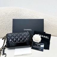 Chanel 香奈兒 Gabrielle 流浪包 黑金 Mini WOC