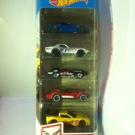 Hot Wheels Gift Pack. 2021 Corvette 5-Pack - GTN35. 11 Corvette Grand Sport-69 COPO Corvette-Corvett