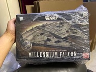 BANDAI STAR WARS  MILLENNIUM FALCON