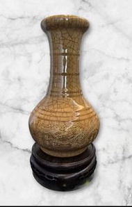 古董 大宋官窯  宋哥窯舊藏 黃釉雕刻描金飛龍花瓶  保存良好  值得珍藏擁有