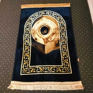 HITAM Turkish Prayer Rug Thick Foam Kiswah Black Gold Tassel Soft And Soft Size 112x75/Sejadah Kiswah Black With Jumbo Size Pattern Looks Charming