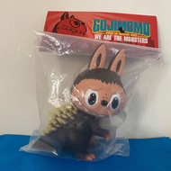 GOJIMOMO - Kasing The Monsters Series - We Are The Monsters