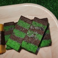 Kek Lapis Asajaya Coklatchip Kukus By Jasmin Mud Kek Lapis Sarawak Premium