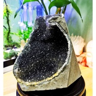 black druzy amethyst cave/紫晶镇/Amethyst geode/紫晶洞/Amethyst cave/