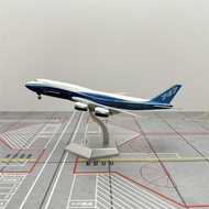 Metal Aircraft Model HX Models 1/400 Boeing B747-8 Blue/Orange N6067E