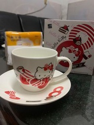 Hello Kitty 杯盤組 85度c 有可愛的蝴蝶結與kitty 全新