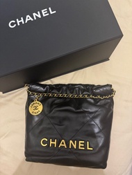 Chanel Mini 22 Bag 22 bag black