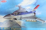 Kangnam 1/32 (7114) F-16XL 戰鬥攻擊機