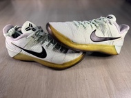 Sepatu Basket | Sepatu Badminton | Sepatu Olahraga Kobe Size 44 insole 28 cm