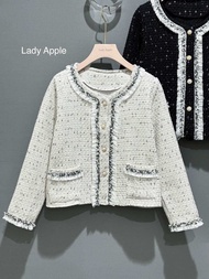 Lady Apple: เสื้อทวิตแขนยาวแต่งขอบกุ้นกระเป๋าใช้งานได้จริง