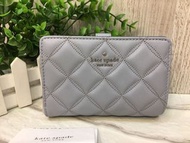 全新品🇱🇷  KATE SPADE 🔥WLRU6344 🌈13.5*9*4.3 💞💞小香風衍縫真皮💕💕菱格紋釦式❤️中夾