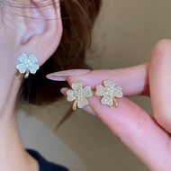 4-leaf clover-shaped earrings with beautiful small stones