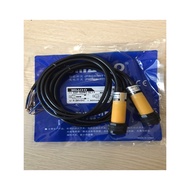 Omron E3F-5DN1 24V obstacle distance optical sensor (99% new as new)