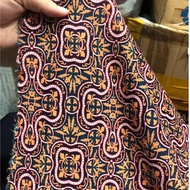 E022 - Cotton fabric with brocade pattern (0.9m x 1.4m), 4-way stretch - Little smear