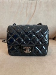 Chanel mini square handbag 手袋