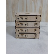 3 Way Aux Splitter (3.5mm) 1-In To 3-Out & 1-In To 4-Out