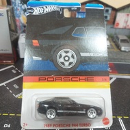 Hot Wheels 1989 Porsche 944 Turbo series bad card
