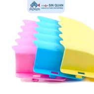 Small Pet External Hay Rack / Hay Holder / Hay Feeder