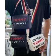 Tommy Hilfiger Messenger bag