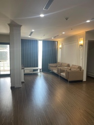 อพาร์ตเมนต์ 4 ห้องนอน 3 ห้องน้ำส่วนตัว ขนาด 135 ตร.ม. – จุง ฮัว ยาน ชิง (Happy 2 PN 2WC VinHomes Wes