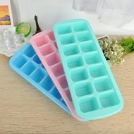 Small 14-cube ice tray, refrigerator ice tray, 14-piece refrigerator ice cube plastic tray