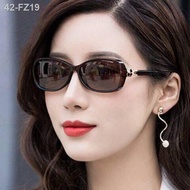 ☜2021 Cermin Mata Hitam Muka Kecil Wanita Baharu Anti-UV Bingkai Kecil Muka Bulat Cermin Mata Panjang Memandu Cermin Mat