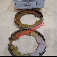 Brake shoe rear datsun go rear brake lining nissan datsun go 1set