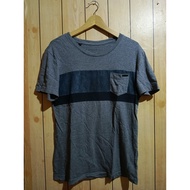 Guess pocket T-shirt