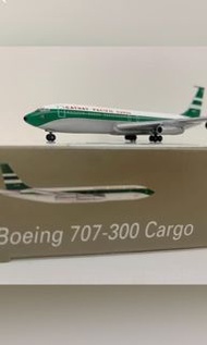 國泰航空飛機模型 B707-300F  Cargo 貨機 1:400