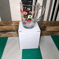 MUG KITKAT LIMITED...random